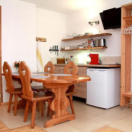 Emilie'S Apartments Liepaja Exterior photo